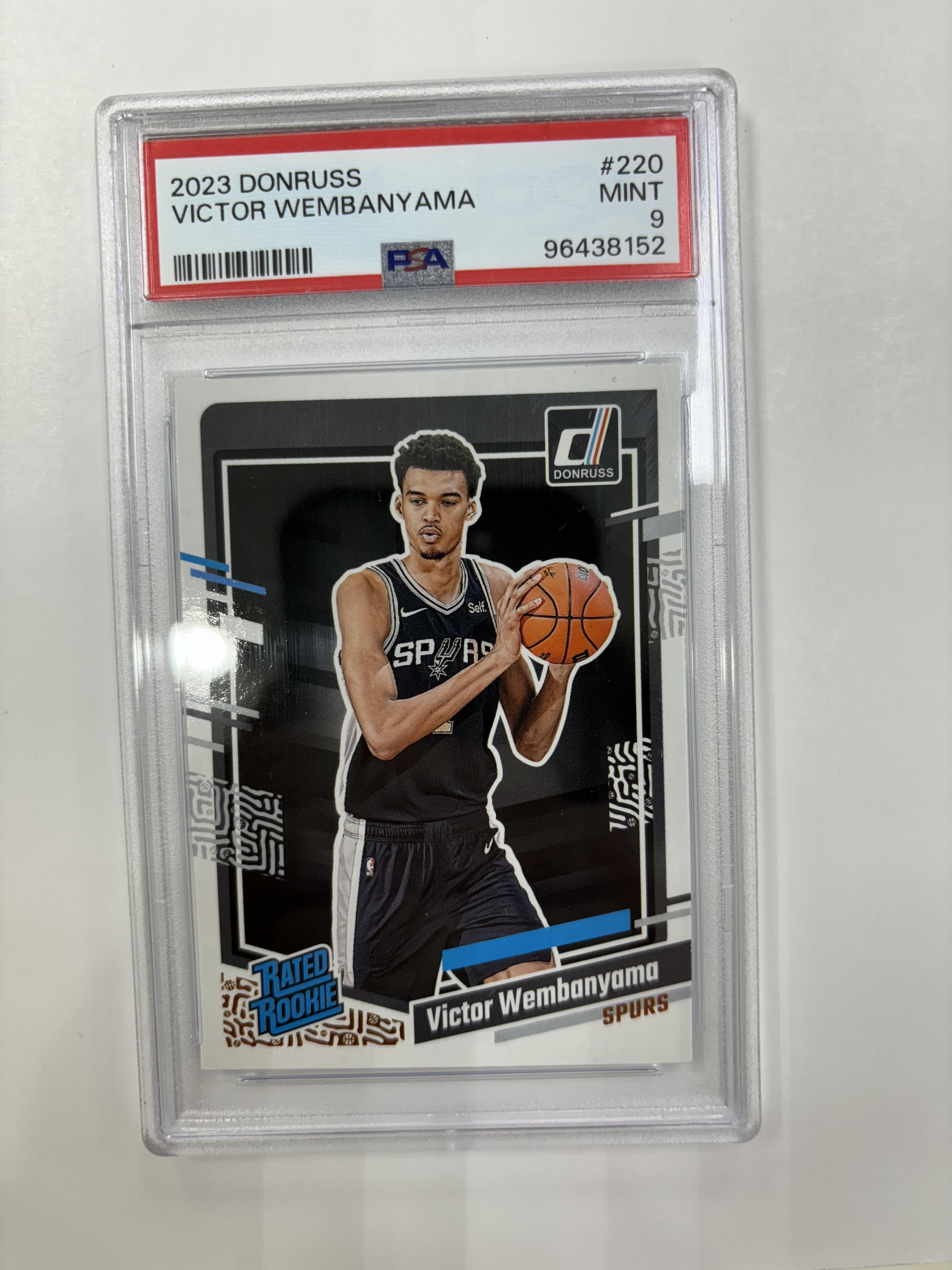 PSA - 9 2023 Donruss Victor Wembanyama #220 (96438152)