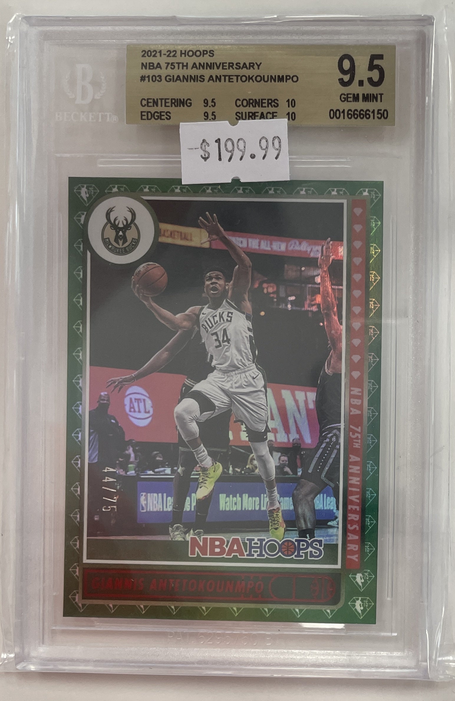 BGS - 2021-22 Hoops NBA 75th Anniversary #103 Giannis Antetokounmpo