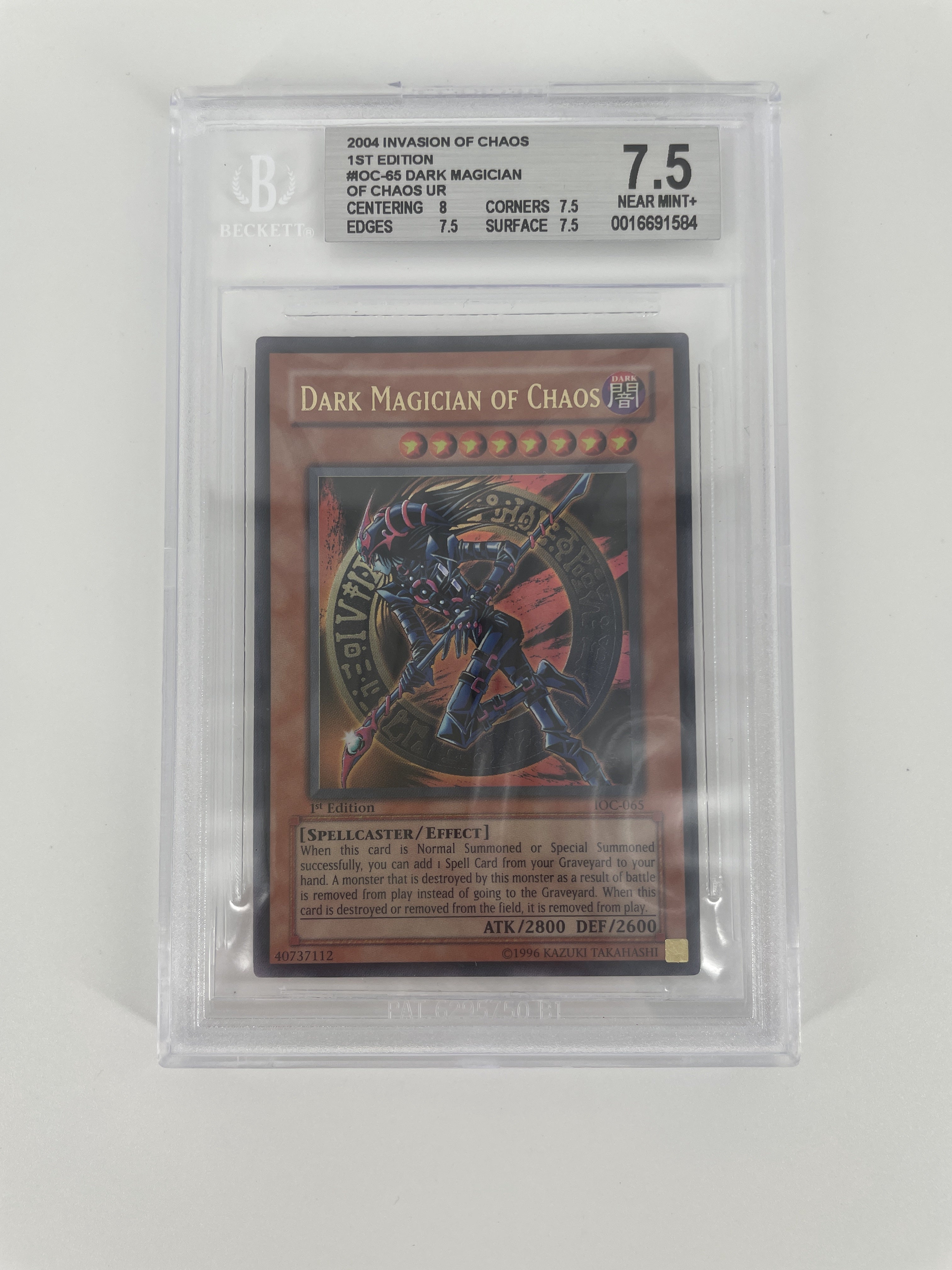 BGS - 7.5 2004 Invasion of Chaos 1ST Edition #OC-65 Dark Magician of Chaos UR [0016691584]