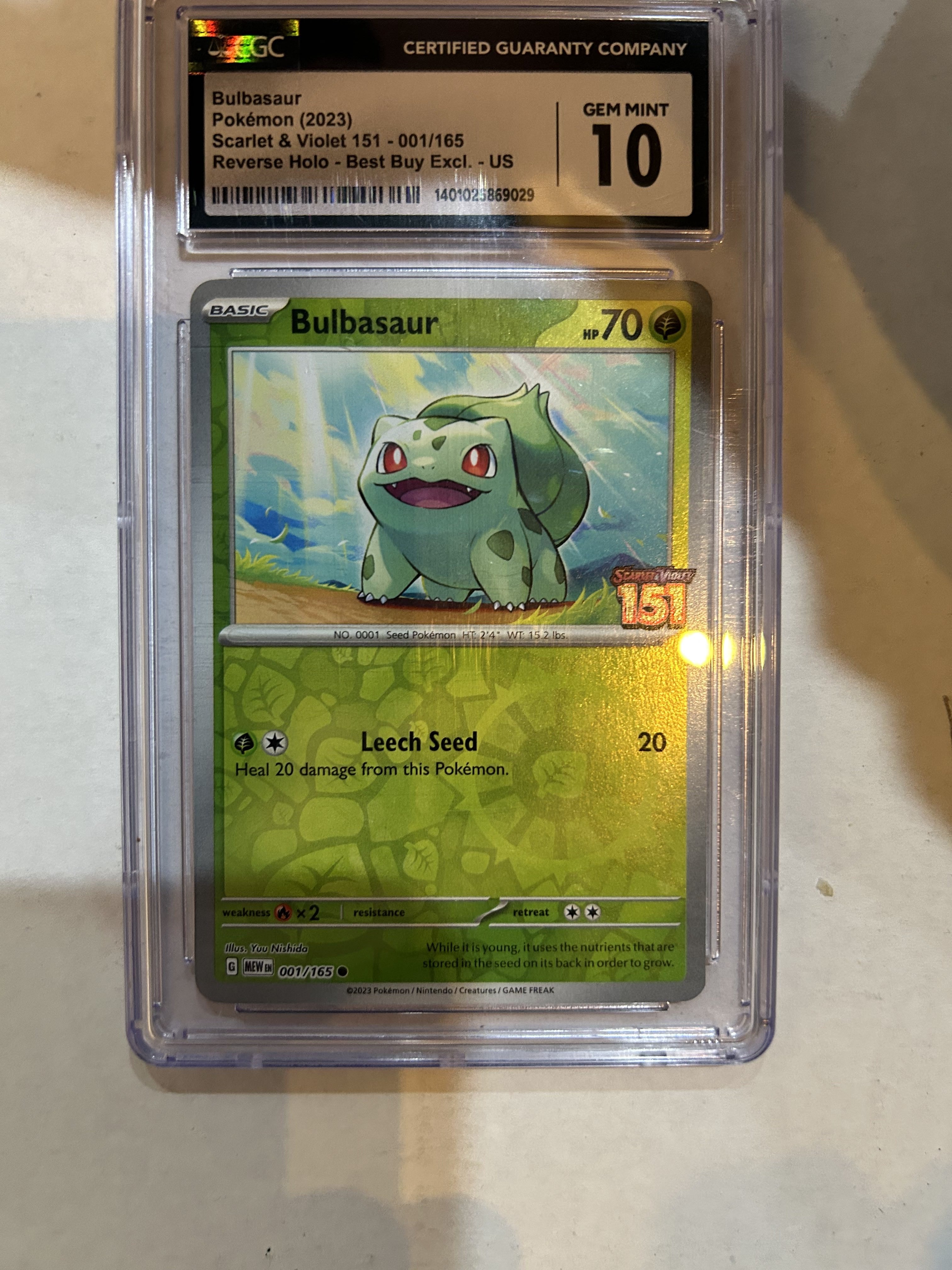 CGC - 10 BulbasaurPokemon (2023) Scarlet & Violet 151 - 001/165 Reverse Holo - Best Buy Excl. - US